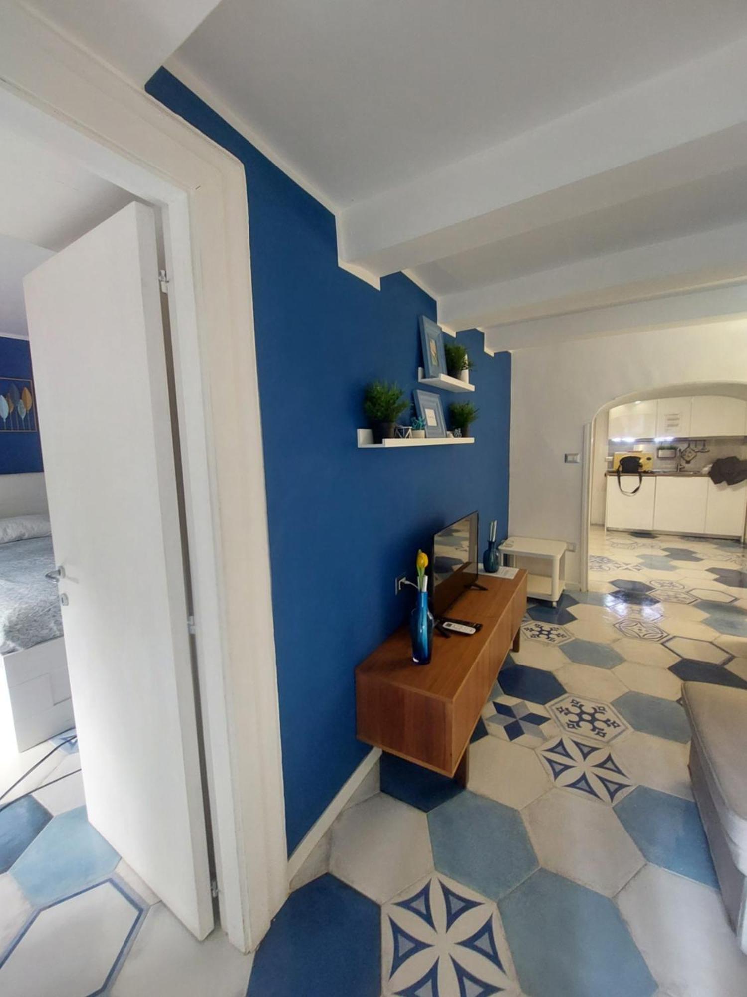 Be Blu Apartment Неаполь Экстерьер фото